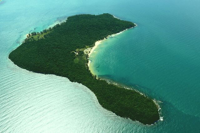 Découvrez l’île de Koh Russei au large des côtes de Sihanoukville