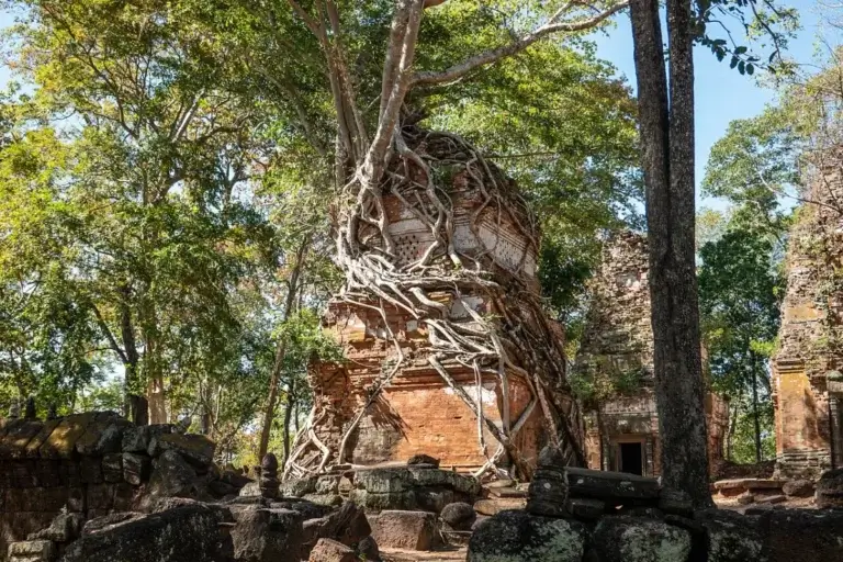 Prasat Pram